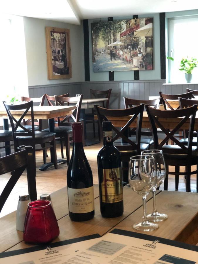 Inn Al Forno Restaurant & Inn 2*
